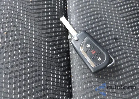 2018 Toyota Corolla Im from USA, damaged, VIN JTNKARJE8JJ565768